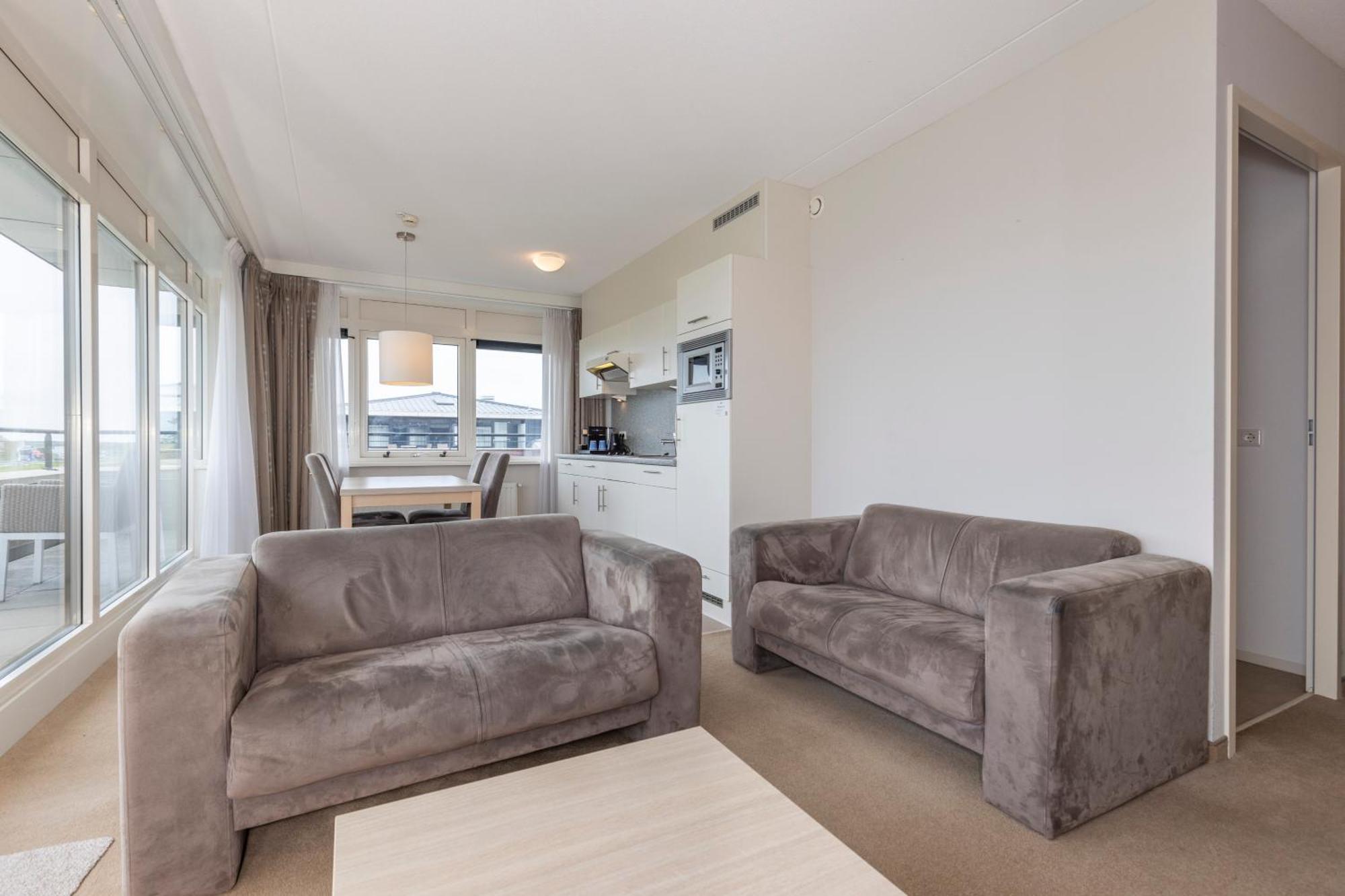 Fletcher Wellness-hotel Kamperduinen Hotel 4*